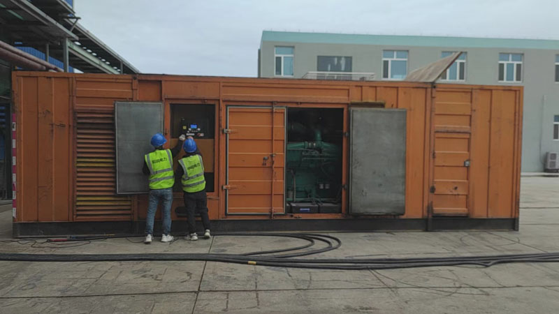 镇巴如何检查柴油发电机组的机油油位？